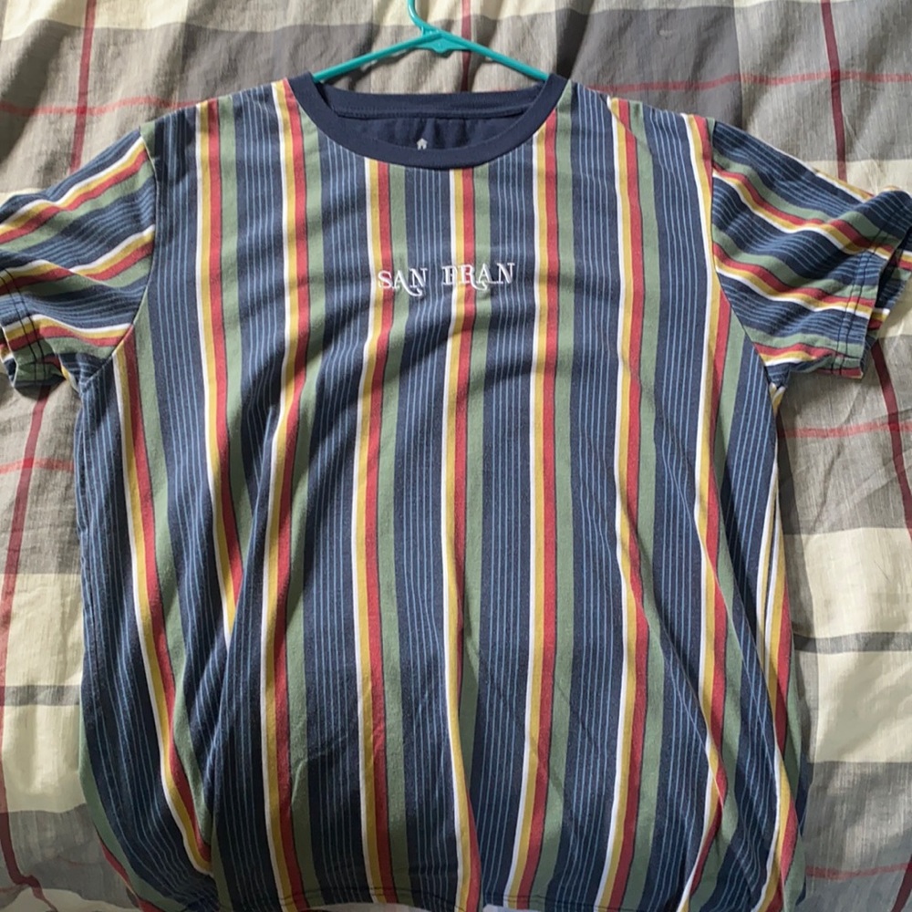 Size Large PacSun T shirt